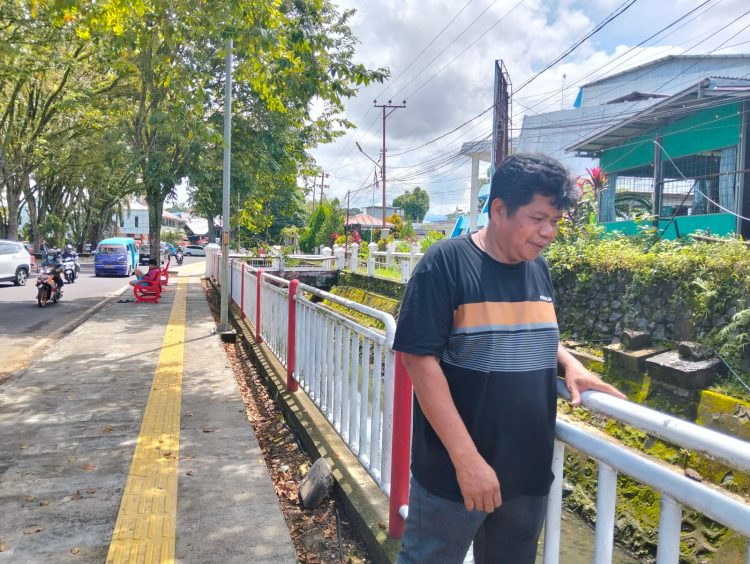 DLH Manado Bersihkan Sampah di DAS Tondano, Ajak Warga Jaga Lingkungan