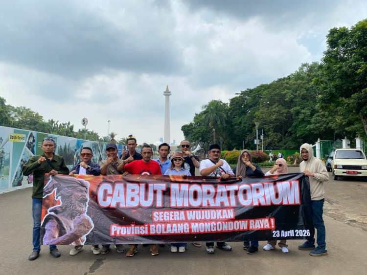 Tuntut Pemekaran PBMR, Massa Gelar Aksi Damai di Depan Istana Merdeka